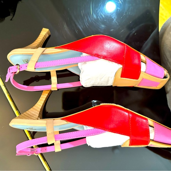 FRANCES VALENTINE KITTEN HEEL PUMPS - Picture 4 of 8